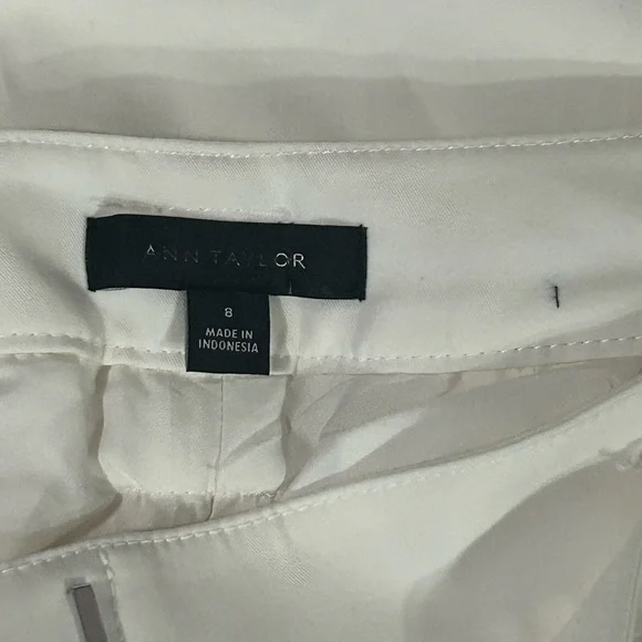 Ann Taylor The Belted Wide-Leg Pant in Linen Blend - Picture 8 of 8